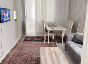 Satılır 2 otaqlı 45 m2 köhnə tikili Memar Əcəmi m.