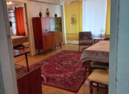 İcarəyə verilir 3 otaqlı 80 m2 köhnə tikili Elmlər Akademiyası m.