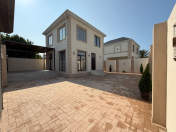 Satılır 3 otaqlı 200 m2 villa Buzovna