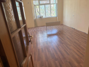 Satılır 3 otaqlı 70 m2 köhnə tikili Gənclik m.