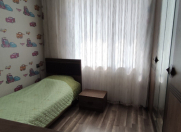 Satılır 3 otaqlı 80 m2 köhnə tikili Xalqlar Dostluğu m.