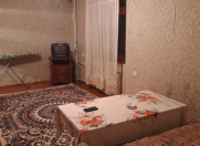 İcarəyə verilir 2 otaqlı 50 m2 köhnə tikili Elmlər Akademiyası m.