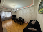 Satılır 2 otaqlı 45 m2 köhnə tikili Memar Əcəmi m.