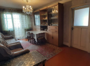 Satılır 2 otaqlı 55 m2 köhnə tikili Xalqlar Dostluğu m.