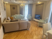 İcarəyə verilir 3 otaqlı 130 m2 yeni tikili Şah İsmayıl Xətai m.