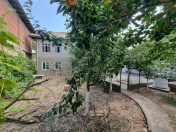 Satılır 8 otaqlı 100 m2 həyət evi Lənkəran