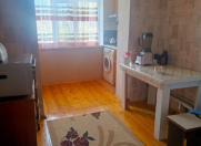 Satılır 3 otaqlı 80 m2 köhnə tikili 8 km