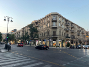 Satılır 3 otaqlı 75 m2 köhnə tikili 28 May m.