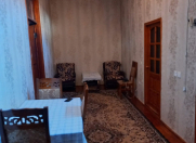 İcarəyə verilir 3 otaqlı 70 m2 həyət evi 28 May m.