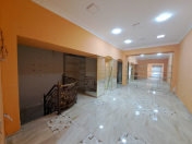 İcarəyə verilir 1 otaqlı 125 m2 obyekt Axundov bağı