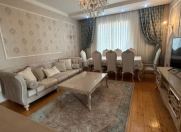 Satılır 6 otaqlı 215 m2 həyət evi Xətai r.