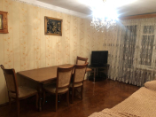 İcarəyə verilir 3 otaqlı 70 m2 köhnə tikili Nəriman Nərimanov m.