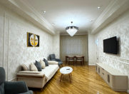 İcarəyə verilir 3 otaqlı 130 m2 yeni tikili Şah İsmayıl Xətai m.