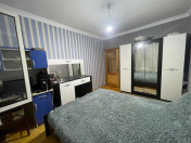 Satılır 5 otaqlı 100 m2 köhnə tikili Əhmədli m.