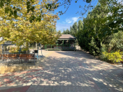 Satılır 8 otaqlı 550 m2 həyət evi Novxanı