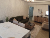 Satılır 3 otaqlı 90 m2 köhnə tikili Bakıxanov