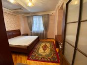 Satılır 1 otaqlı 40 m2 köhnə tikili Neftçilər m.