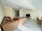 İcarəyə verilir 4 otaqlı 196 m2 yeni tikili Şah İsmayıl Xətai m.