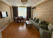 İcarəyə verilir 2 otaqlı 76 m2 yeni tikili Şah İsmayıl Xətai m.