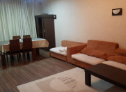 İcarəyə verilir 3 otaqlı 135 m2 yeni tikili Memar Əcəmi m.