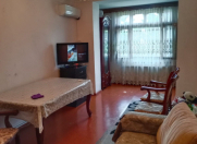 Satılır 3 otaqlı 85 m2 köhnə tikili Həzi Aslanov