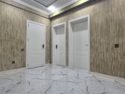 Satılır 3 otaqlı 70 m2 yeni tikili Saray