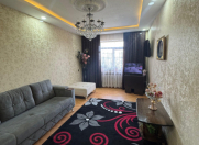 Satılır 3 otaqlı 90 m2 köhnə tikili Bakıxanov