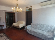 İcarəyə verilir 3 otaqlı 100 m2 köhnə tikili 28 May m.