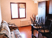 Satılır 3 otaqlı 75 m2 köhnə tikili Xalqlar Dostluğu m.