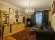 Satılır 3 otaqlı 90 m2 köhnə tikili Səməd Vurğun parkı