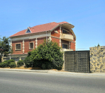 Satılır 7 otaqlı 500 m2 bağ evi Saray