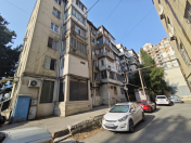 Satılır 4 otaqlı 100 m2 köhnə tikili Özbəkistan səfirliyi
