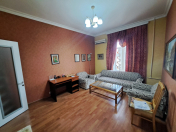 İcarəyə verilir 2 otaqlı 60 m2 köhnə tikili Sahil m.