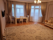 İcarəyə verilir 3 otaqlı 143 m2 yeni tikili Həzi Aslanov