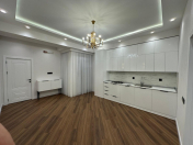 Satılır 2 otaqlı 70 m2 yeni tikili Neftçilər m.