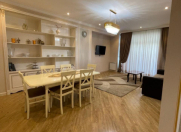 Satılır 3 otaqlı 150 m2 yeni tikili 8 Noyabr m.