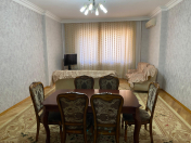 İcarəyə verilir 3 otaqlı 130 m2 yeni tikili Gənclik m.