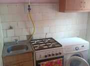 İcarəyə verilir 2 otaqlı 2 m2 köhnə tikili İnşaatçılar m.