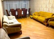 Satılır 4 otaqlı 112 m2 köhnə tikili İnşaatçılar m.