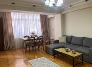 İcarəyə verilir 2 otaqlı 65 m2 köhnə tikili Nəriman Nərimanov m.