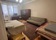 Satılır 2 otaqlı 55 m2 köhnə tikili Memar Əcəmi m.