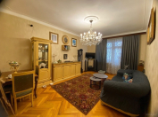 Satılır 3 otaqlı 85 m2 köhnə tikili 28 May m.