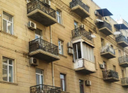 Satılır 2 otaqlı 60 m2 köhnə tikili Əhmədli