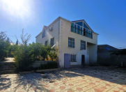 Satılır 8 otaqlı 300 m2 həyət evi Sulutəpə