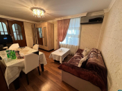 İcarəyə verilir 1 otaqlı 40 m2 köhnə tikili Səbail r.