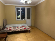 Satılır 1 otaqlı 33 m2 köhnə tikili Bakıxanov