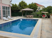 İcarəyə verilir 6 otaqlı 240 m2 bağ evi Pirşağı