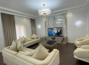 Satılır 6 otaqlı 300 m2 yeni tikili Səbail r.