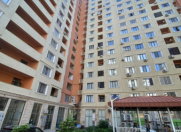 Satılır 3 otaqlı 105 m2 yeni tikili Elmlər Akademiyası m.