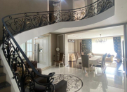 Satılır 4 otaqlı 170 m2 yeni tikili Bakı Dövlət Universiteti